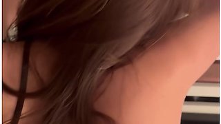 先生との激しい中出しセックス