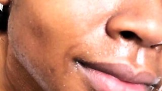 Sweet and sexy babe fuck good pussy masturbating