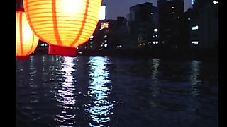P128g01 a Showa-era Erotic Drama Where Men and Women, and Women Intertwine, Unfold on Tokyo's Yakatabune (houseboats)!