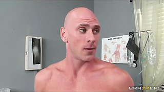 Beautiful doctor's assistant Destiny Dixon fucks her patient