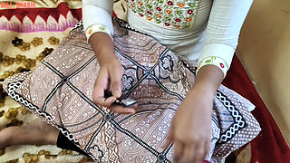 GF Ka Kapda Fard K Choda Hardcore Sex for Cheating on Me Indian Desi Village Girl Tight Pusssy Hardcore Sex, Hindi Audio