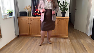 Birthday Gift for a Single Mature Stepmother!