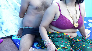 Husband Took Out the Water From Wife's Pussy