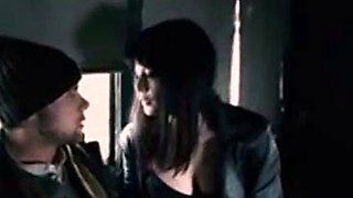 Natassia Malthe Steamy Softcore Sex och Kyss Scene