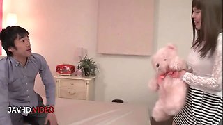 Japanese MILF Gives Depths Blowjob During Wild Hardcore Session