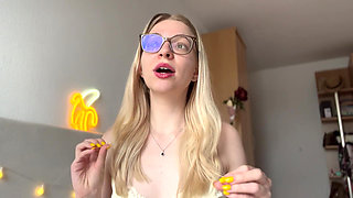 How to Leave a Mistress (when It Feels Too Hard) Addicted to Femdom!