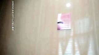 Sexy blonde amateur hidden cam HD videos