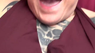 Logan Welcomes Neighbor Quinn with a Creampie