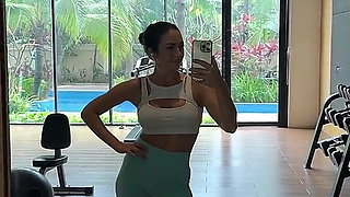 Sexy Workout, Jumping on a Ball, Tits Flash in a Public Gym