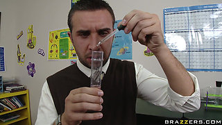 Brazzers University - Sienna West Works on a Sex Formula and Comes Multiple Times