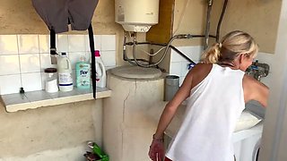 Accidental Sex with the Neighbor - Two Orgasms in the Washing Machine, Cum Inside Me!!!