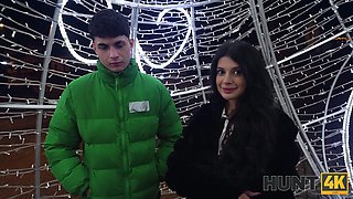 During the Christmas stroll, Asandra Dewy get a big dick aside from her boyfriend