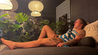 TamyTation Masturbation in the gym