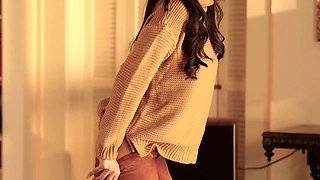 Petite hairy pussy latina beauty solo