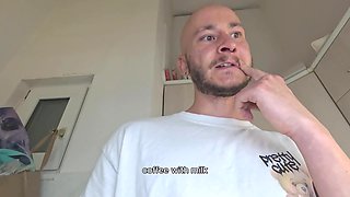 Smoking hot brunette princess moans sweetly on stiff cock