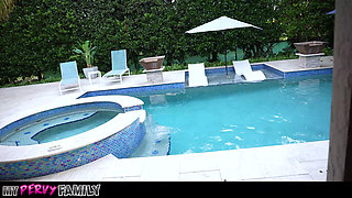 MyPervyFamily - Stacked Stepdaughter Loves a DILF - Vivian Taylor