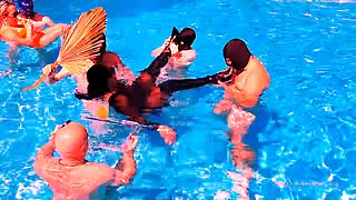 HAPPENINGNOW RELAXING BY THE POOL. ABSOLUTE MATRIARCHY
