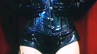 Amateur CD in latex solo