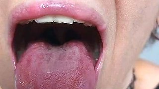 Twisted Flicker - Long Tongue Fetish Close Up Tongue Tricks