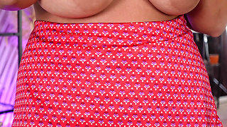 Real Flirting. Hotter Fast. horny live masturbation tease, Cuckold, sturdy legs!