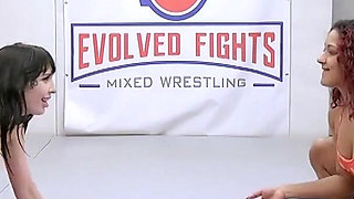 Daisy Ducati Vs April Storm Female Wrestling