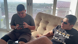 I Fuck the Stepdaughter of a Blind Man Next to Him, Semen Falls on Him and He Thought It Was Cream