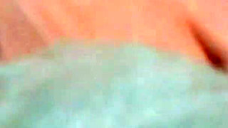 Brunette Babe Fingers Herself to Ecstasy in the Bath