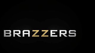 Anal Angel Next Door - Angel Youngs / Brazzers