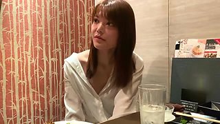 スレンダーなGカップ美女がおっぱい揉まれて色っぽく感じる