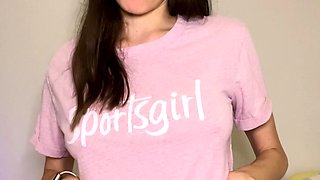 Cute amateur webcam teen girl toying pussy on webcam