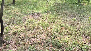Sona Bhabhi fucked by a school student in forest,she first time  forest outdoor sex by her school life boy friend.