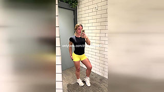 TikTok Babe's Pussy Accidentally Goes Viral