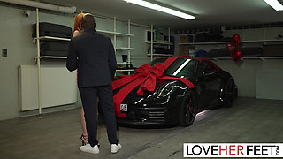 Redhead Beauty Lilly Mays Worshipped And Fucked