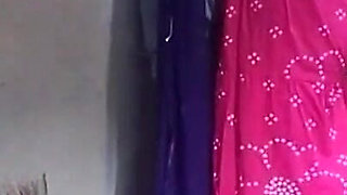 Indian Village Girl Ne Apne Dost Ke Sath Chudai Kiya Wo Bhi Boyfriend Ke Ghar Me Jab BF Ghar Me Nahi Tha