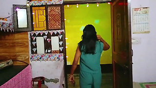 XXX Younger Step Bother Penis Got Hard After Seeing The Beauty of Hot Sister-in-law