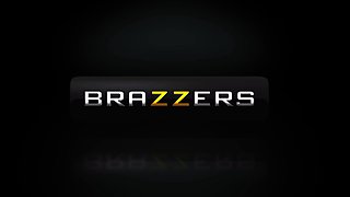 Snack Packin / Brazzers trailer with Zac Wild, Bella
