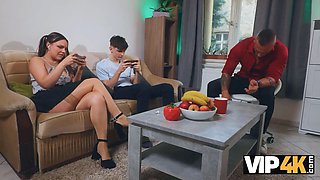 VIP4K. Hackety Split