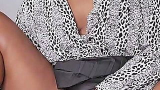 A Slut Masturbate Locked in the Room