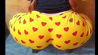 big-assed, bouncing, rich butt 1