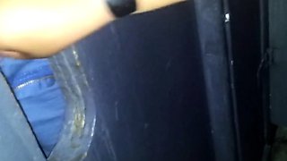 Svenska Hustruns Glory Hole Handjob