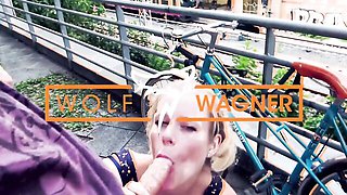 Watch bouncy Zu's sex