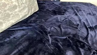 Jerking off shemale tranny solo play