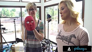 Fucks Her 18yo Students 18+ Comp