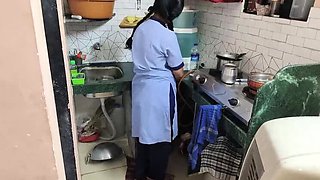 Desi Bhabhi Sagita Sharm Deep Throat and Mouth Cum in Kitchen - Hindi Sex