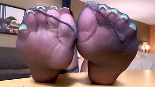 Maitresse Madelines solo foot fetish POV