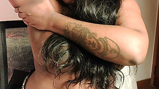 Aunty Ilaria Lets You Worship Her Hairy Armpit