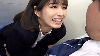Amateur Asian College Teen Gives Blowjob