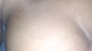 Eating married from Par&aacute;, part 2 she moans and cums on her lover's cock that hits the brunette's pussy hard.