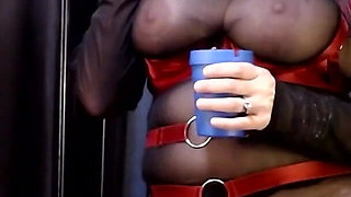Sexy Annas Smoke Break