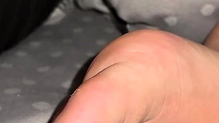 Cumming on My Sole While I Ignor Him